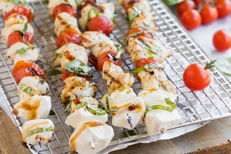 Caprese Chicken Kebabs: Grilling Season's Ultimate Crowd-Pleaser